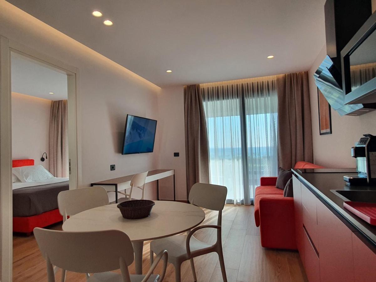 Lookout Apartments 2 Sarandë Eksteriør billede
